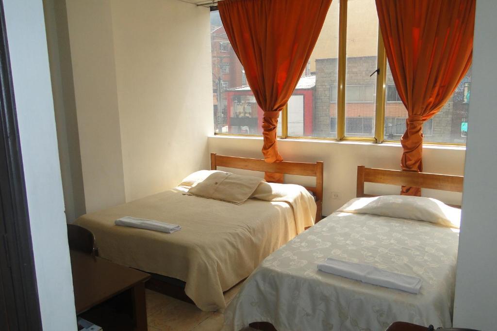 Hotel Abc 7 Avenida - Bogota — Photos 1